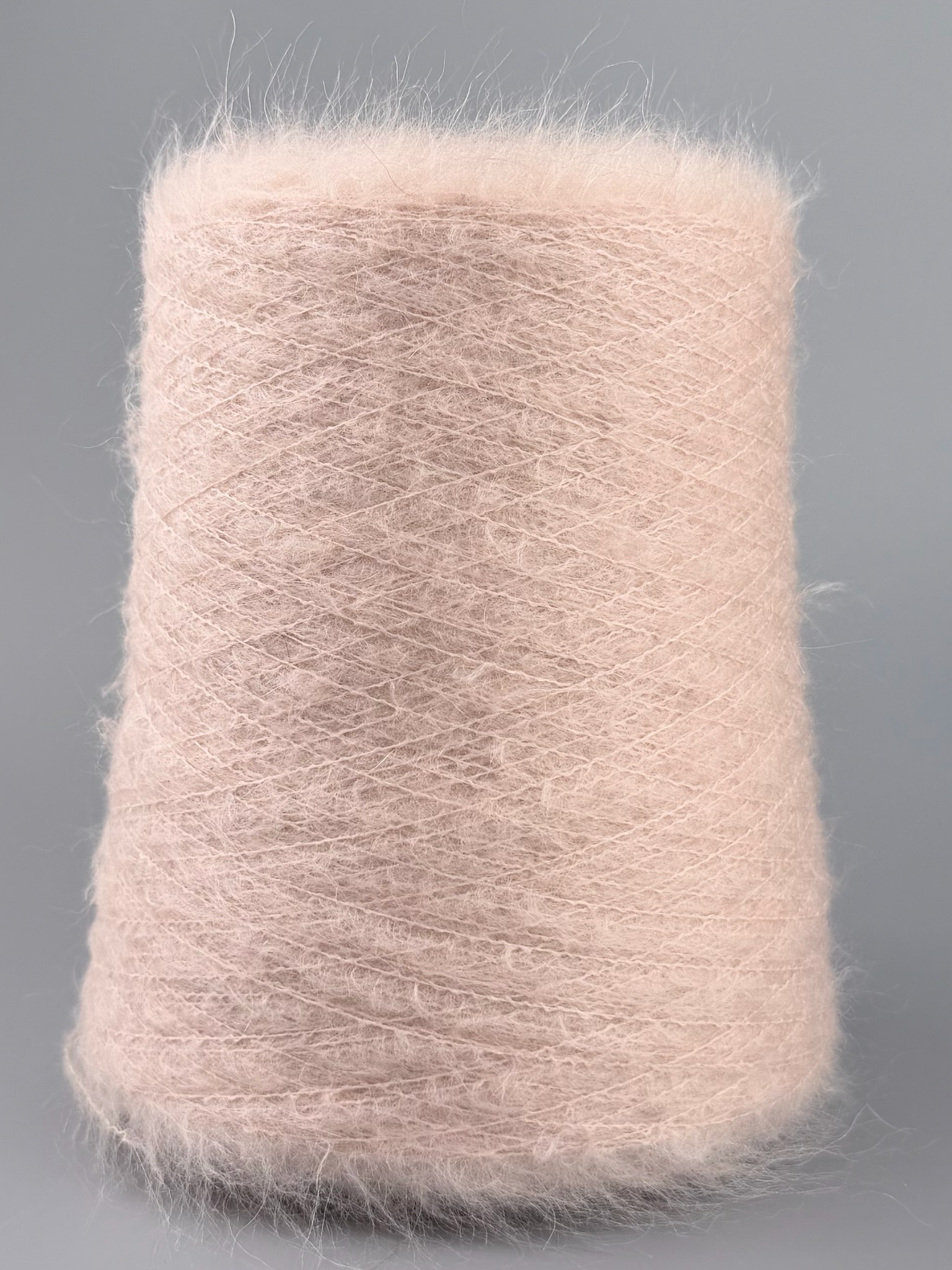 Mohair con Nylon 900 m / 100 g – Outlet – Polvere foto 2